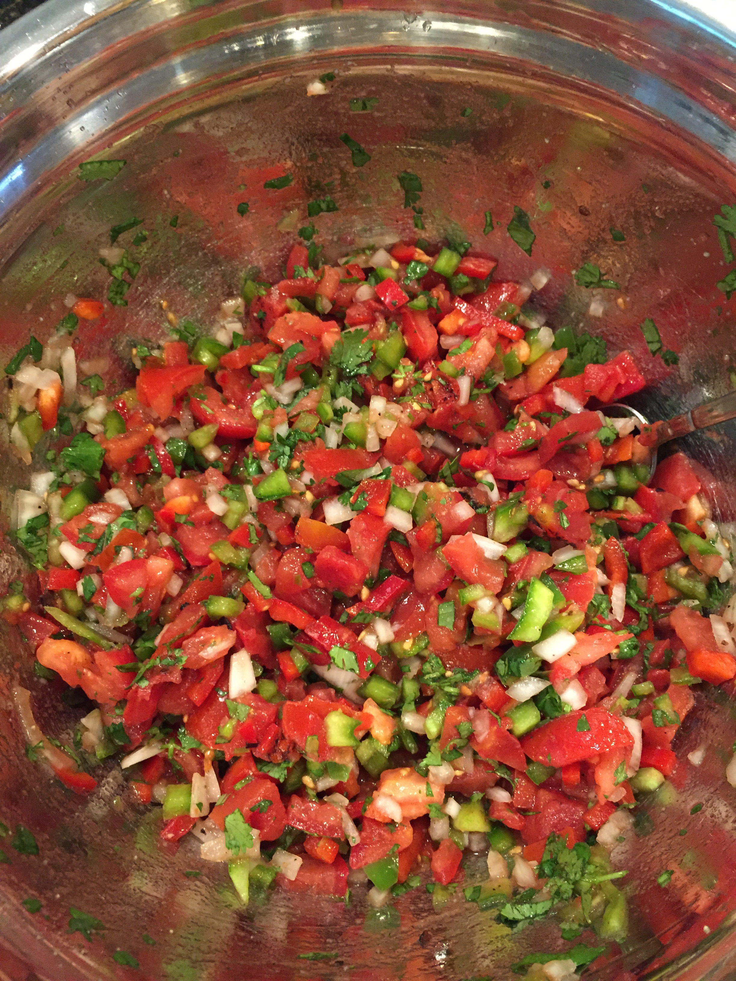 Summer garden salsa (pico de galla) 